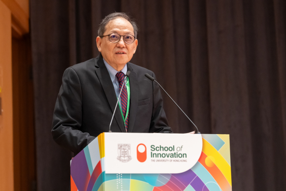 大學教育資助委員會秘書長鄧特抗教授