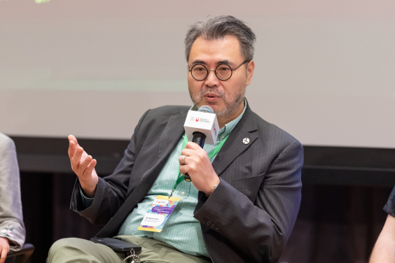 活動設有兩場專題座談會，首場主題為「培育未來創新與科技人才」。